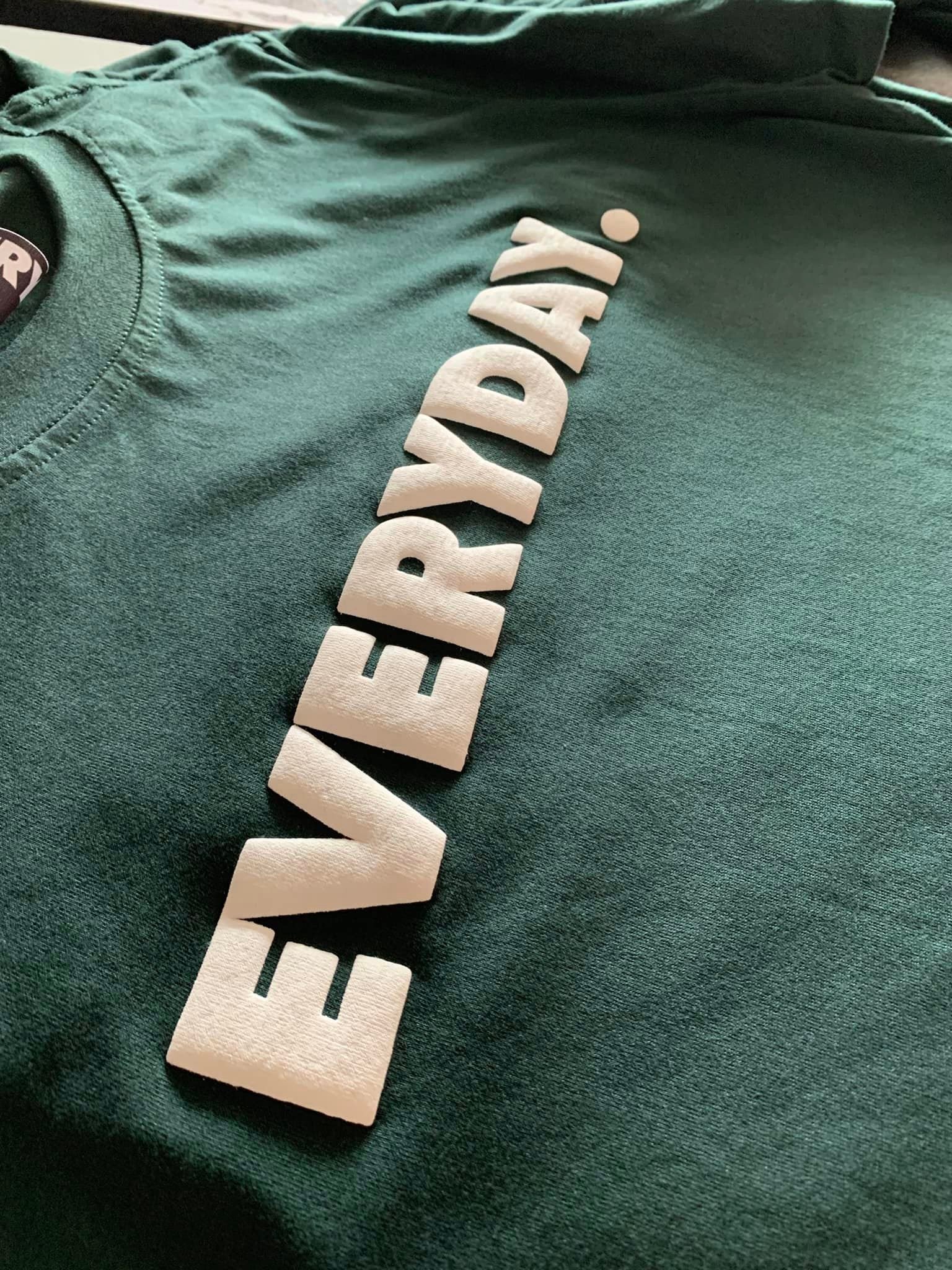 EVERYDAY Embossed Print - Green